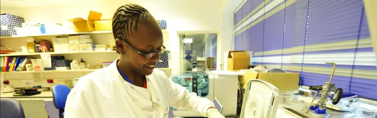 KEMRI Researcher carrying out Research at one of KEMRIs Laboratories.